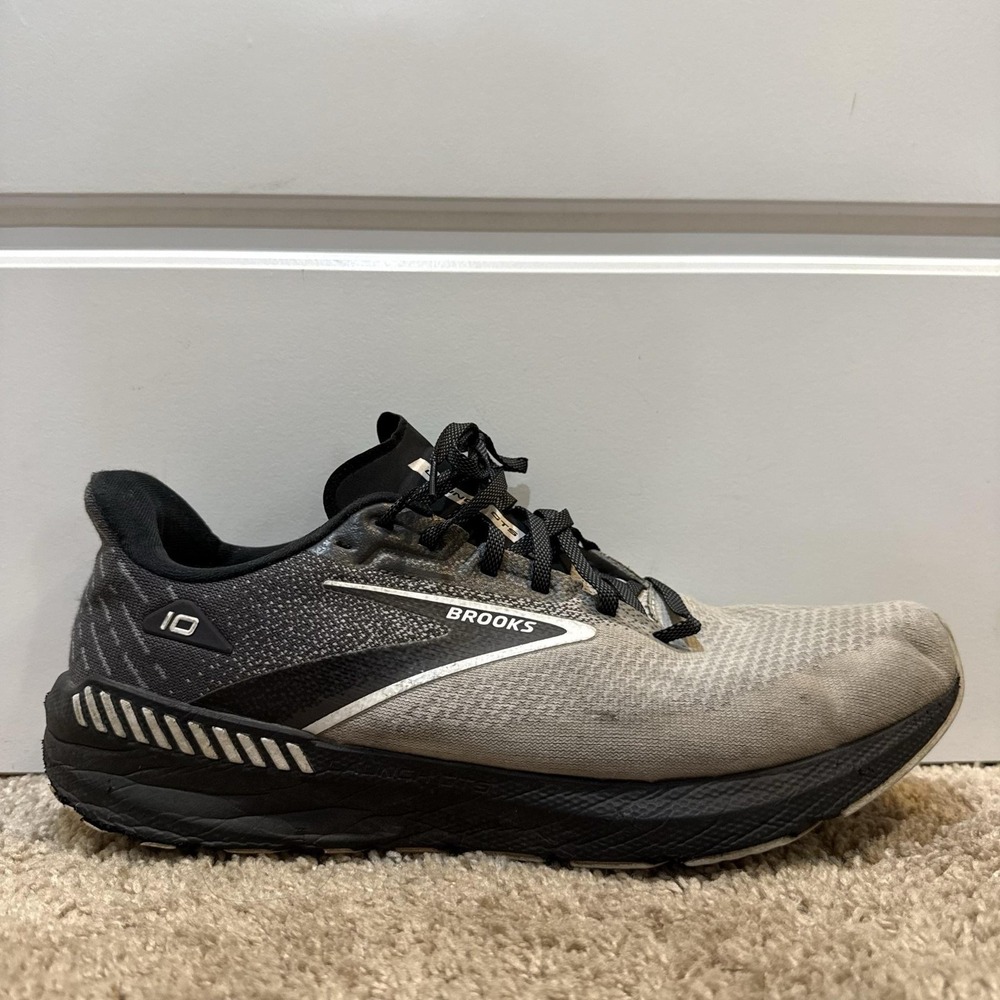 Brooks Launch GTS 10 Shoes Mens Size 12 Wide Gray Road Sneakers 1104102E052